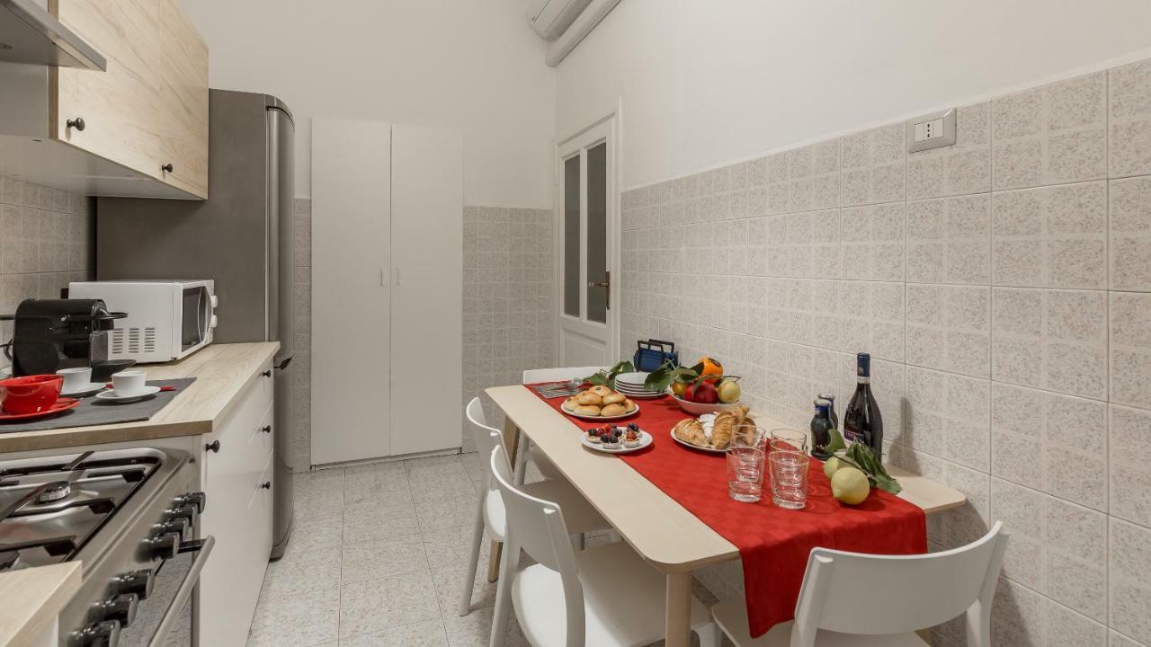 Tailors' Home Sempione - 2 Bedrooms ميلان المظهر الخارجي الصورة